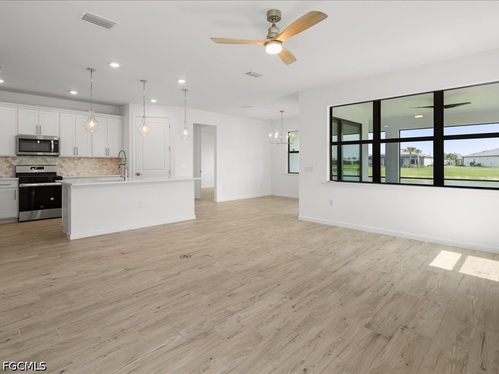 18262 Parksville Drive - Photo 9