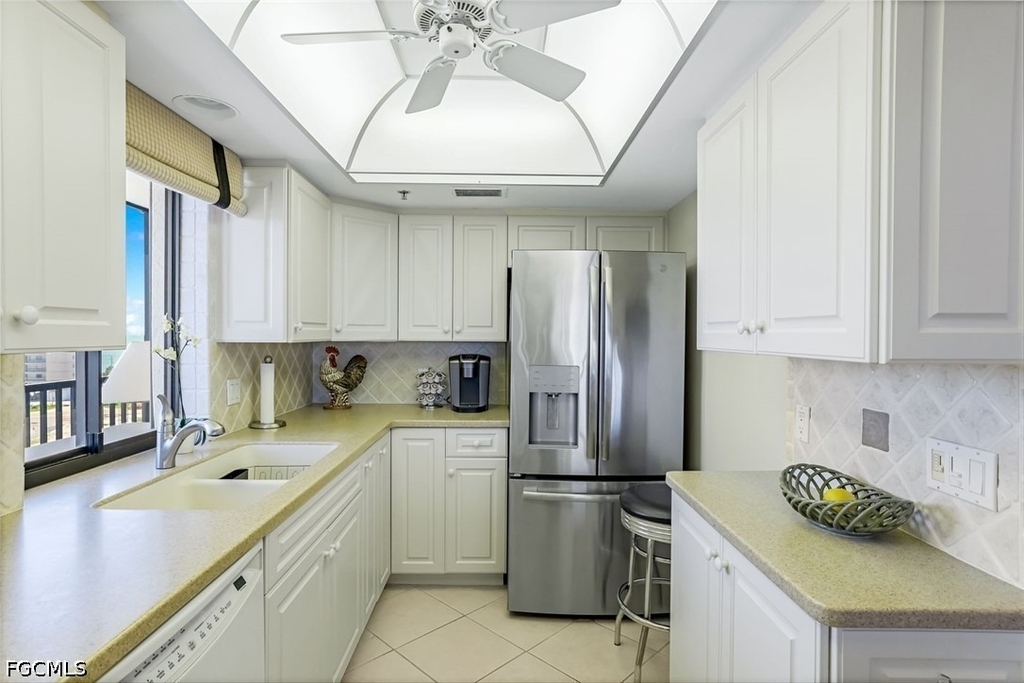 26235 Hickory Boulevard - Photo 10