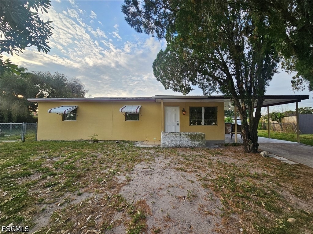 423 Morgan Circle S - Photo 1