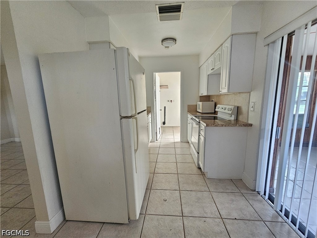 423 Morgan Circle S - Photo 6