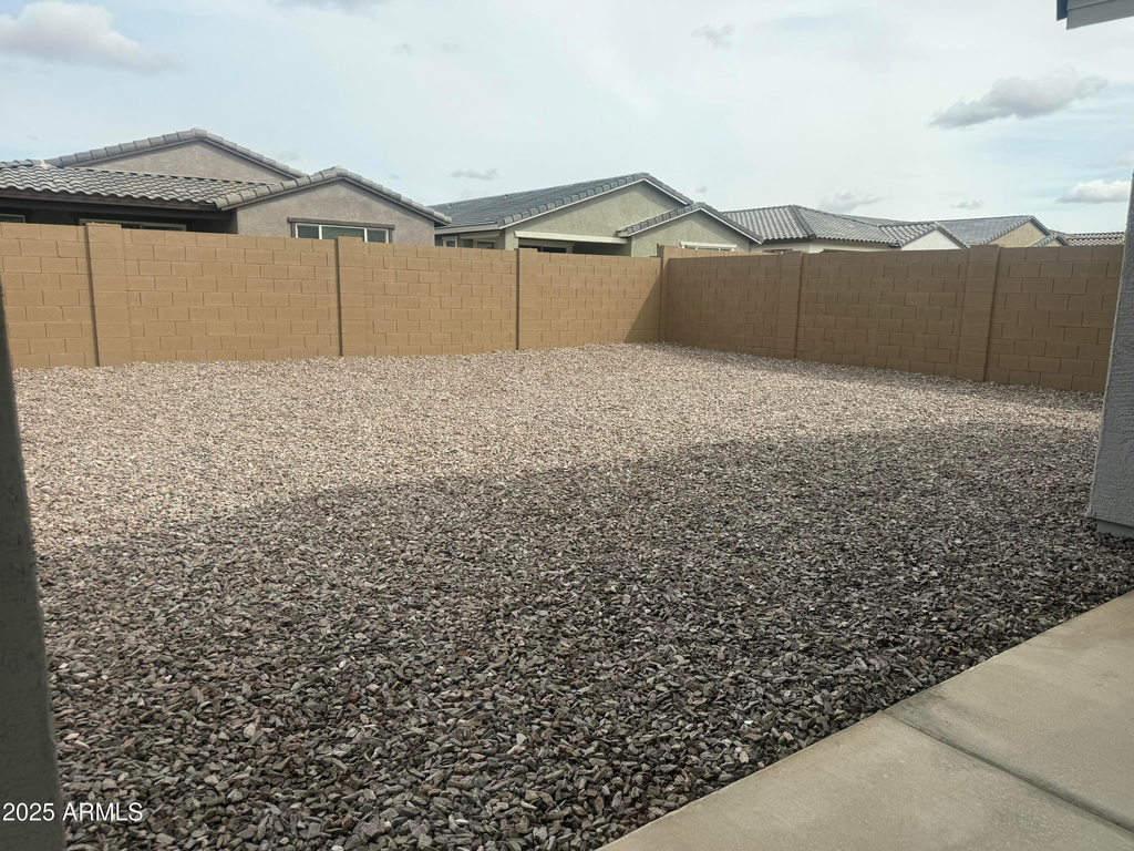 2890 E Frontiersman Lane - Photo 15