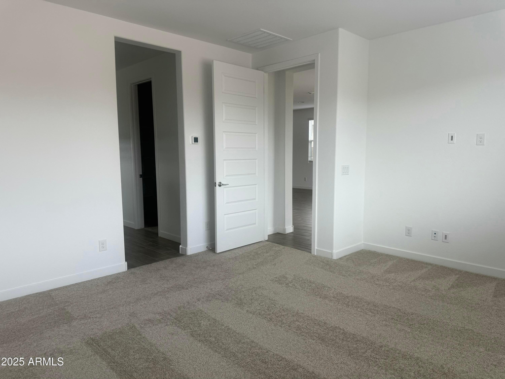 2890 E Frontiersman Lane - Photo 6
