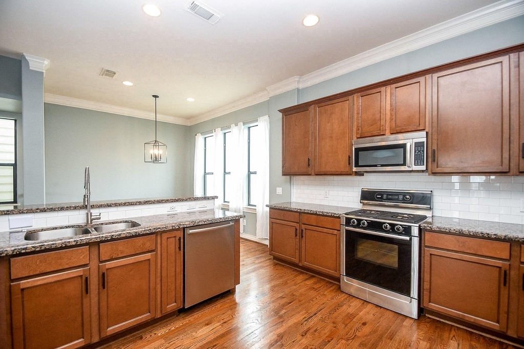 2222 Hilshire Lake Drive - Photo 15