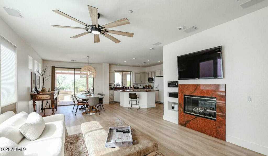 2423 W Shadow Glen Court - Photo 2