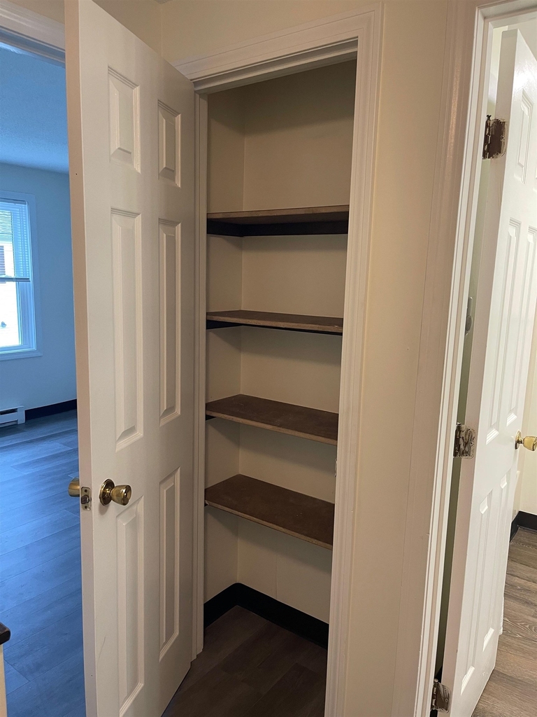 796 Court - Photo 14