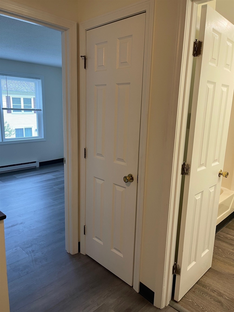 796 Court - Photo 13