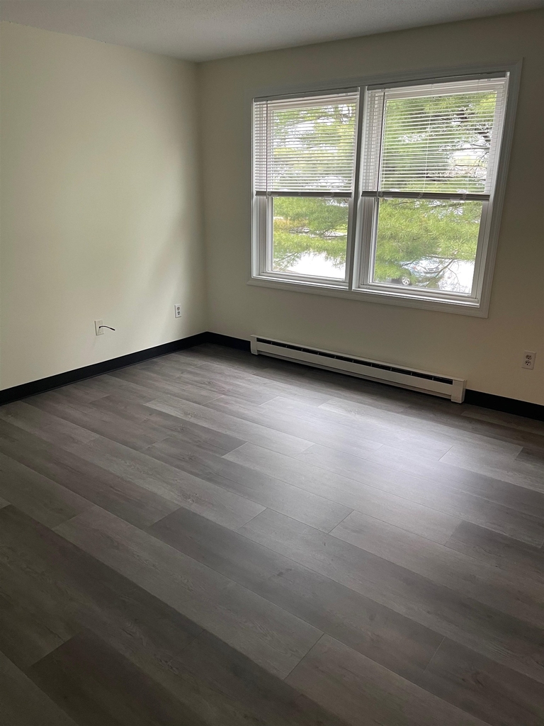796 Court - Photo 7