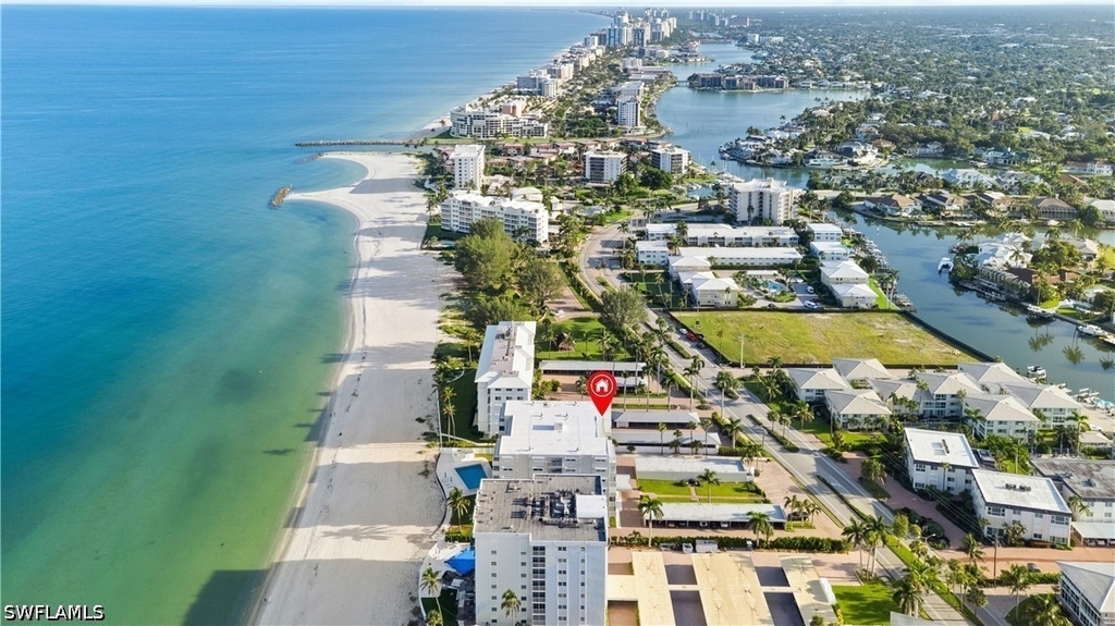 1977 Gulf Shore Boulevard N - Photo 31