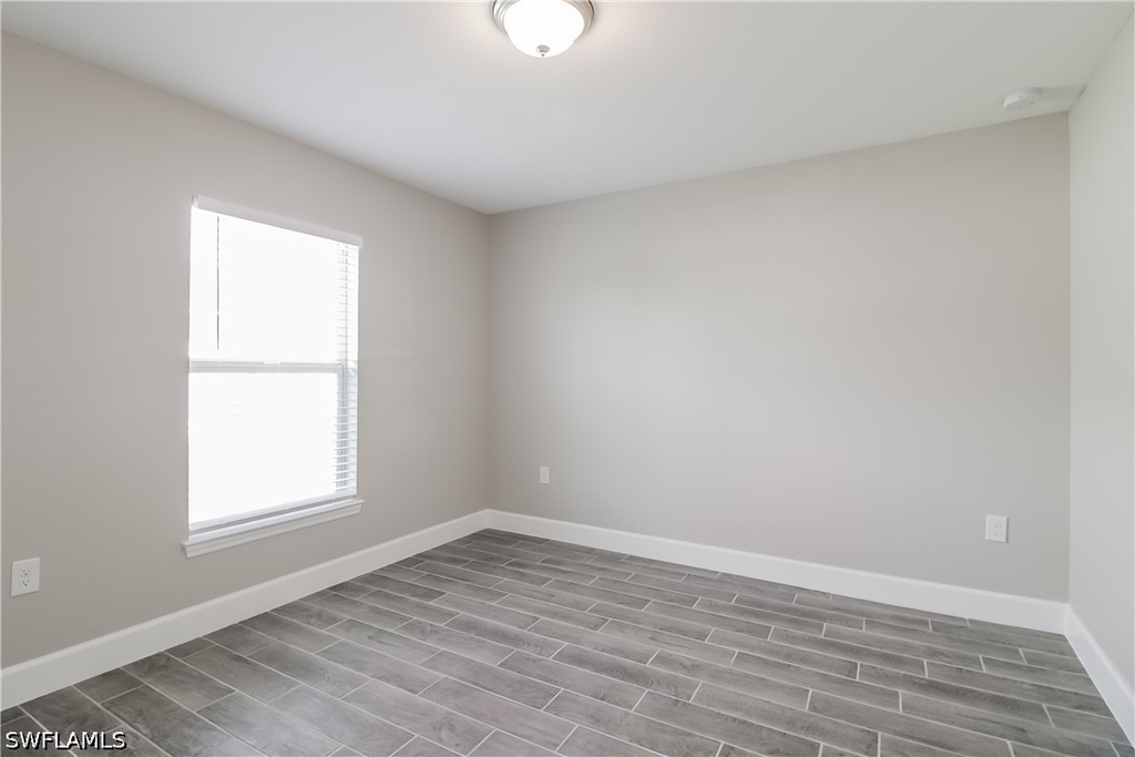 2902 7th Street W - Photo 9