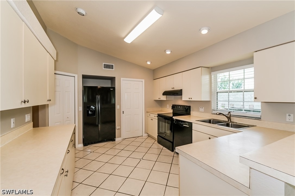 306 Ne 17th Place - Photo 5