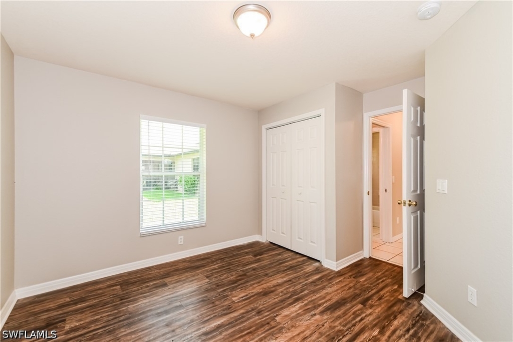 306 Ne 17th Place - Photo 9