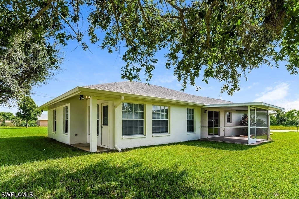 306 Ne 17th Place - Photo 14