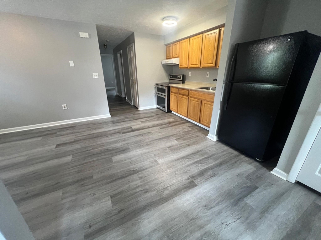 24 Ledge - Photo 1