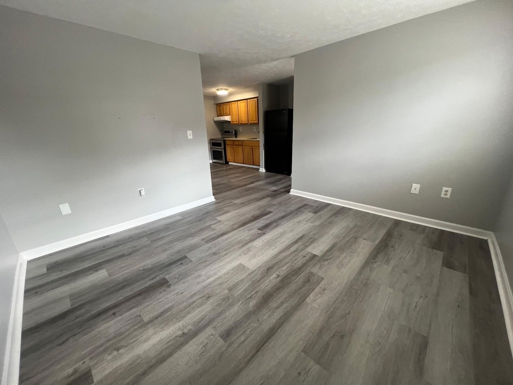 24 Ledge - Photo 2