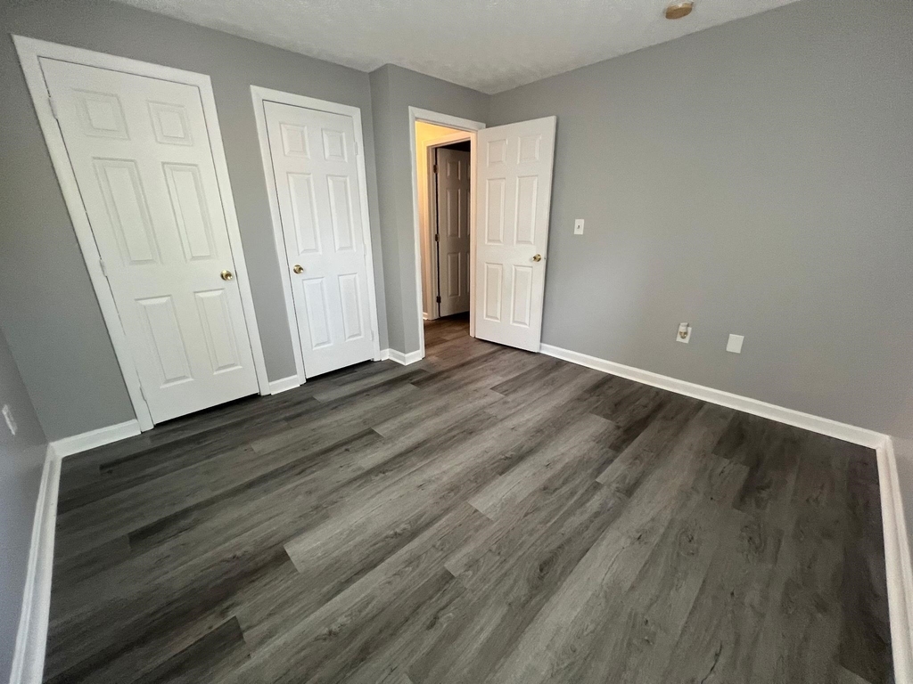 24 Ledge - Photo 16