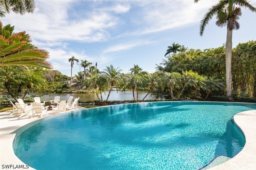 2595 Half Moon Walk - Photo 32