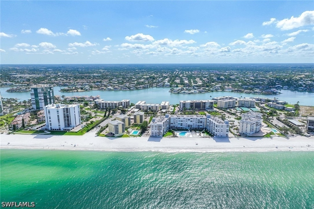3443 Gulf Shore Boulevard N - Photo 4