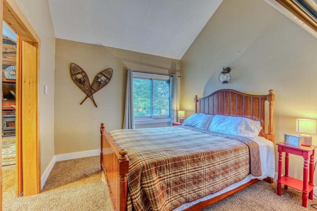 28 Condo - Photo 7
