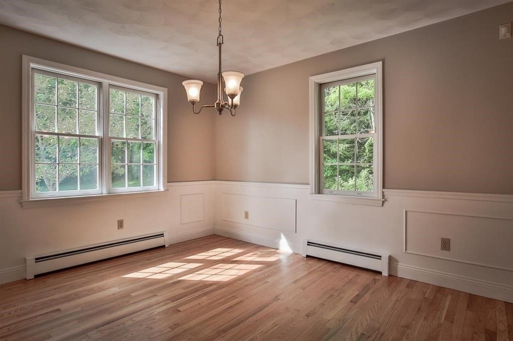 28 Newton - Photo 7