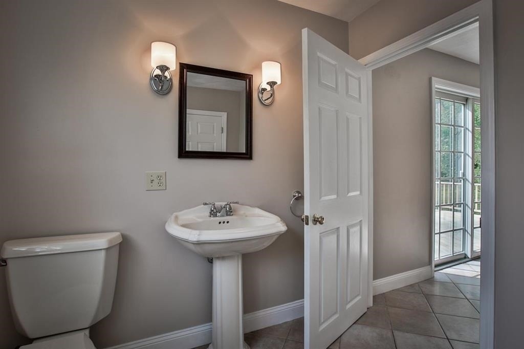 28 Newton - Photo 15