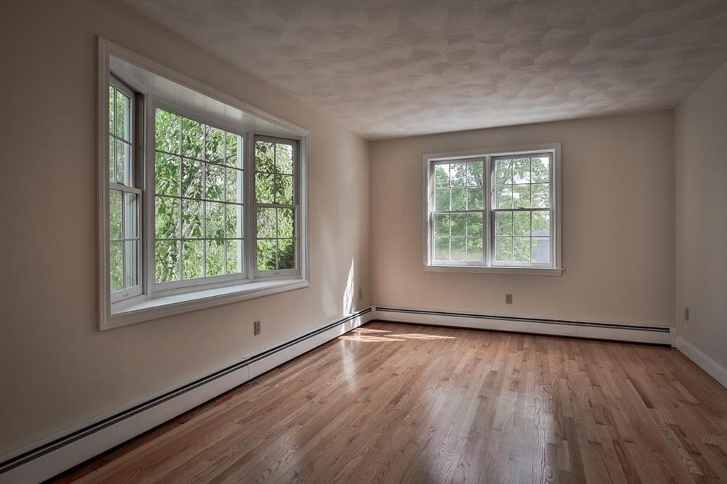 28 Newton - Photo 16