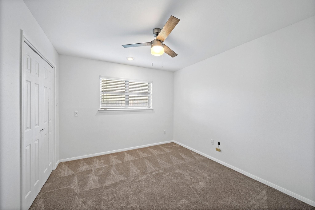 12110 Nova Drive - Photo 15
