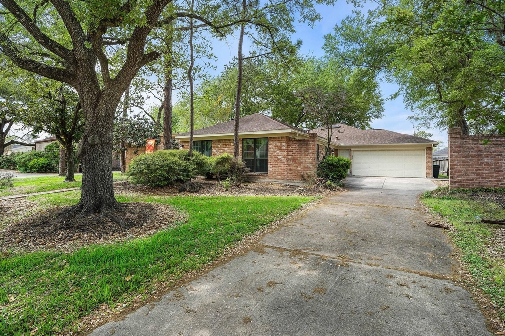 12110 Nova Drive - Photo 0