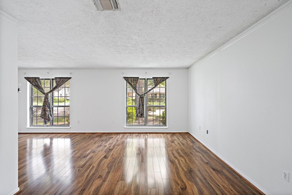 12110 Nova Drive - Photo 9