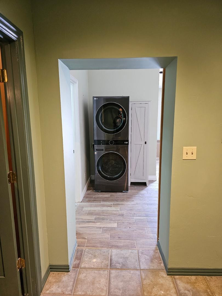 1422 E Edgemont Avenue - Photo 1