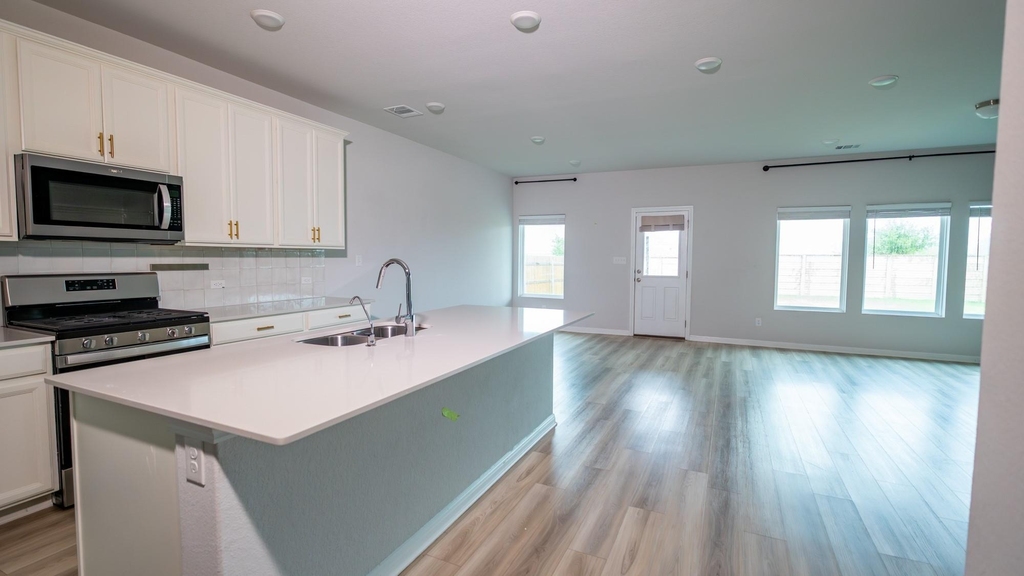 13108 Chapala Way - Photo 5