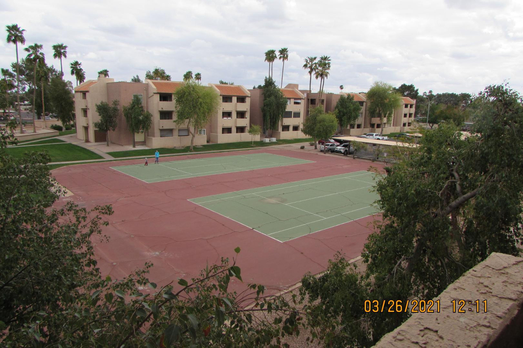 540 N May Street - Photo 0