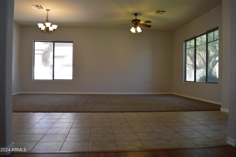 4132 E Carriage Court - Photo 3