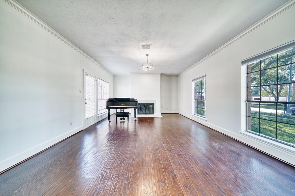 8006 Albin Lane - Photo 7