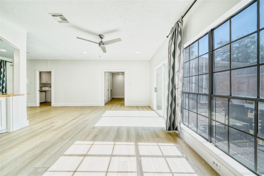 8006 Albin Lane - Photo 9