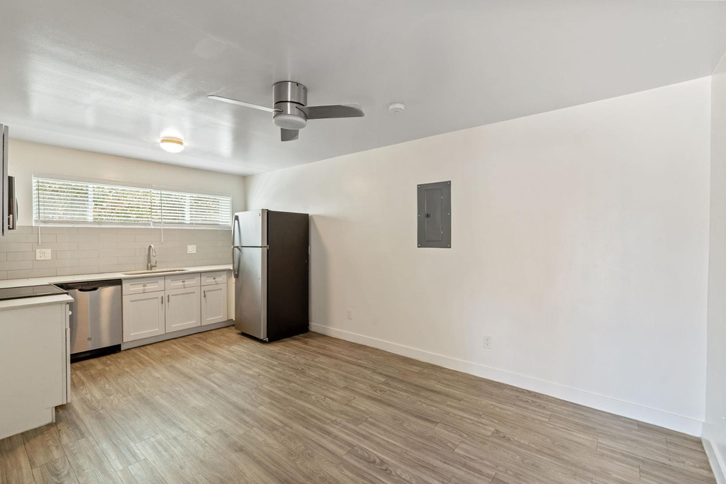 1707 N 18th Street - Photo 4