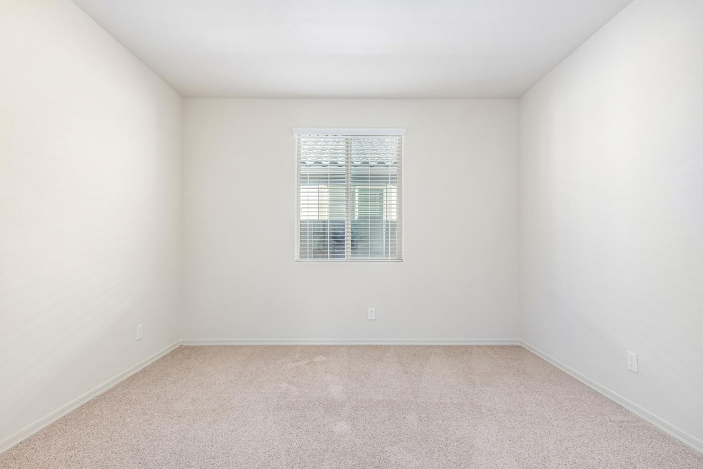 19725 W Rancho Drive - Photo 19