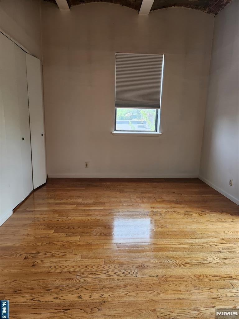 840 River - Photo 5