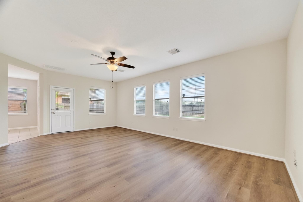 16119 Gavin Lane - Photo 19