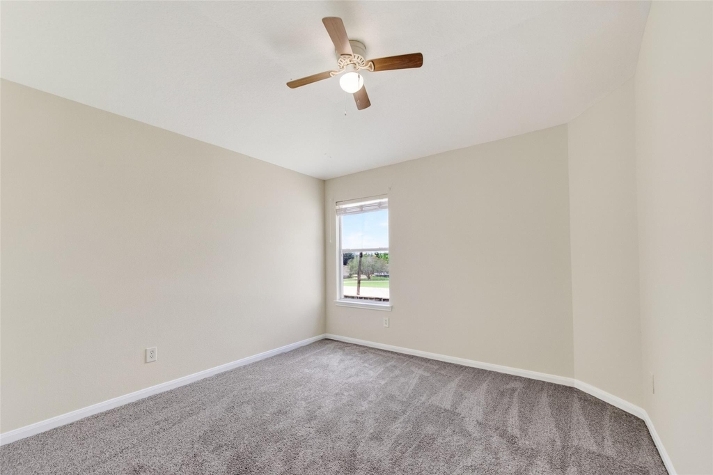 16119 Gavin Lane - Photo 37