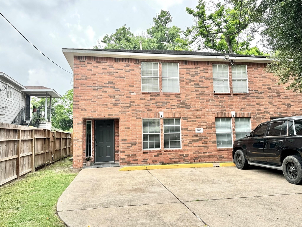 2110 Turner Drive - Photo 2