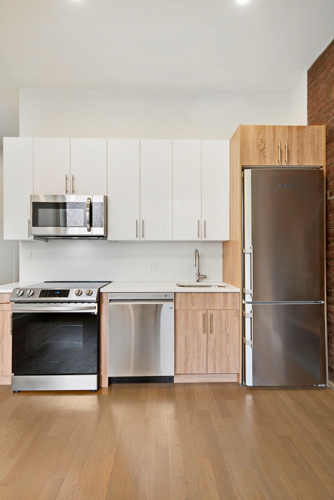 27th Street and Park Avenue - Photo 2