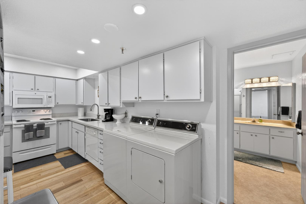 425 S Parkcrest - Photo 12