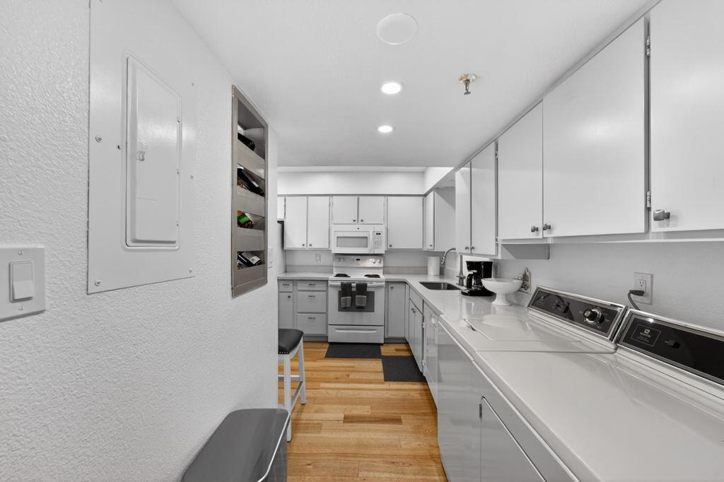 425 S Parkcrest - Photo 11