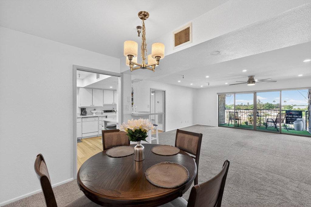 425 S Parkcrest - Photo 7