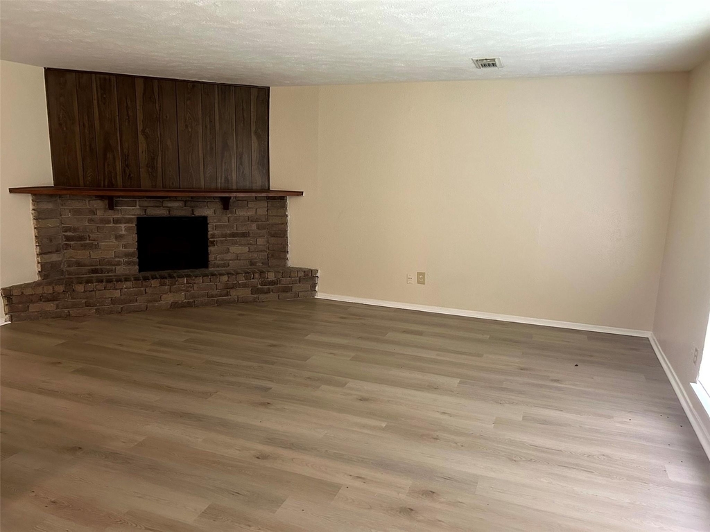5018 Ridgecreek Drive - Photo 2