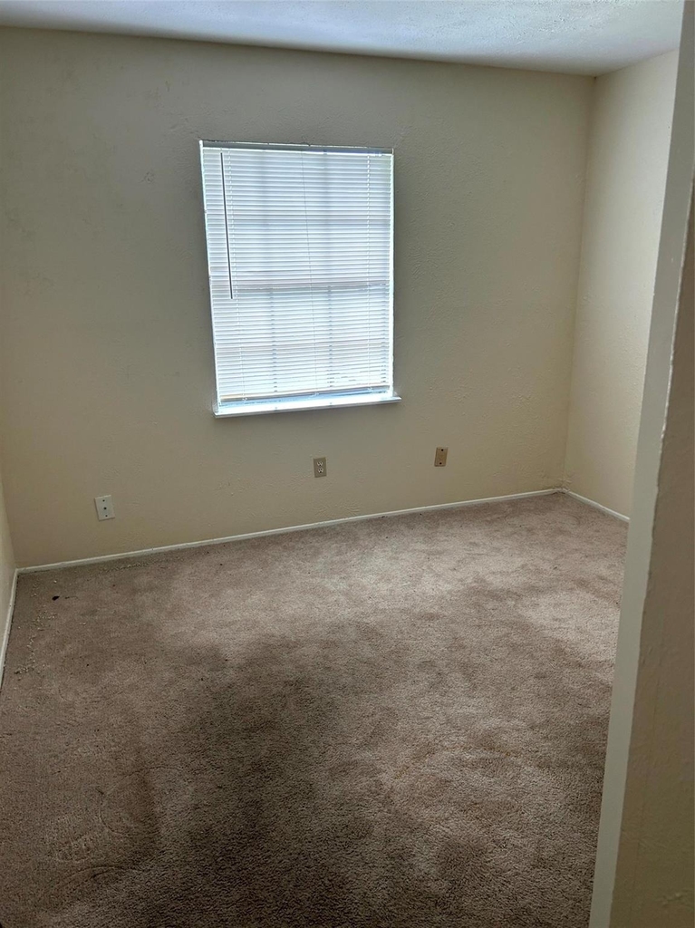 5018 Ridgecreek Drive - Photo 5