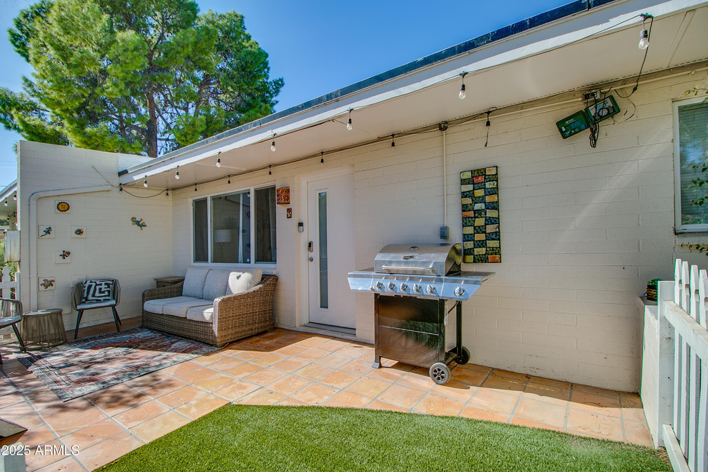 3511 E Montecito Avenue - Photo 1