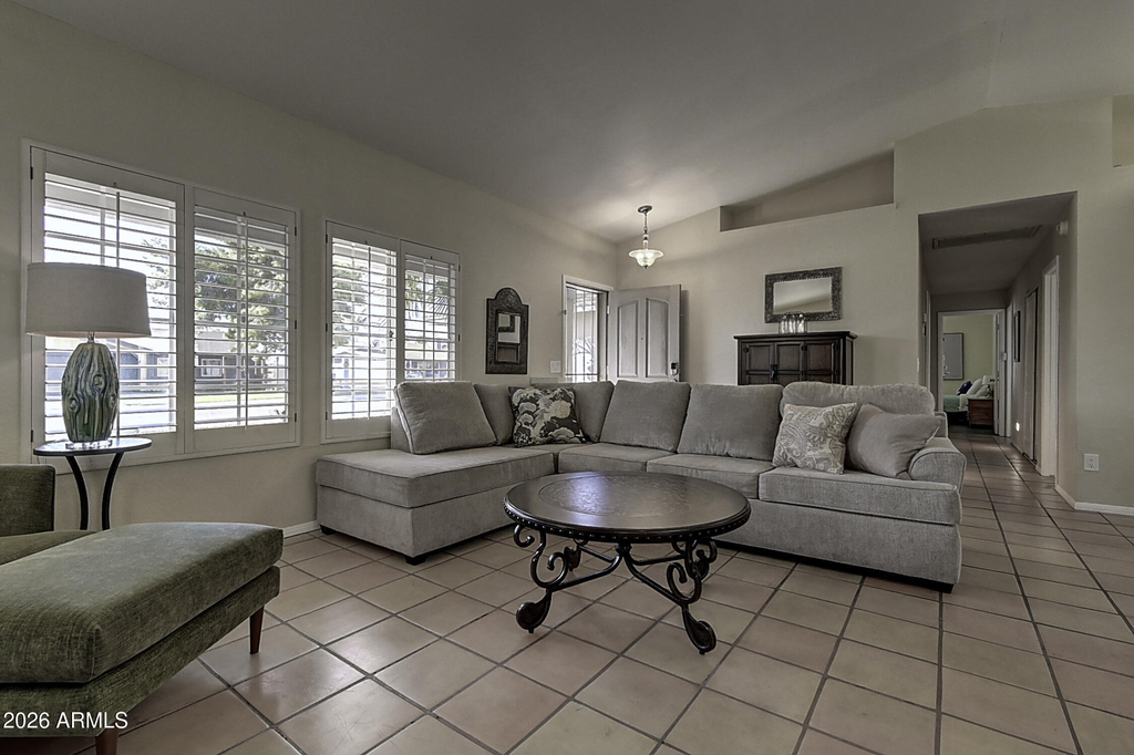 6914 E Beverly Lane - Photo 2