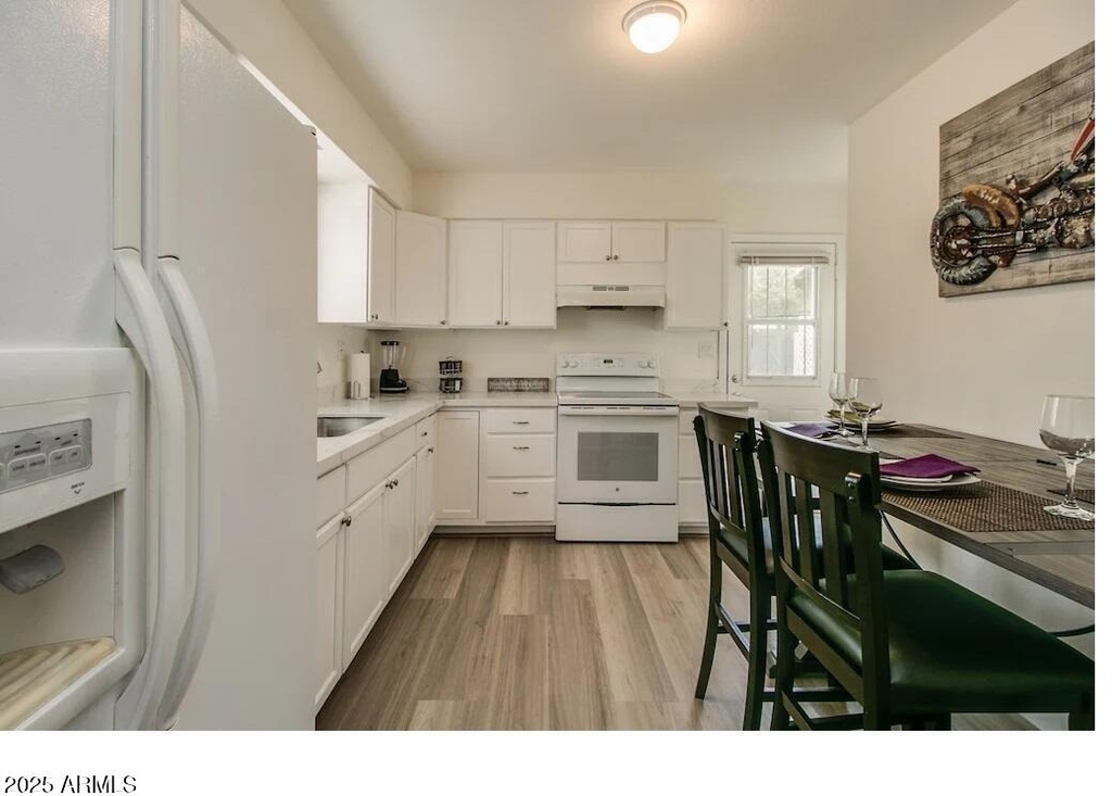 6809 E Earll Drive - Photo 8