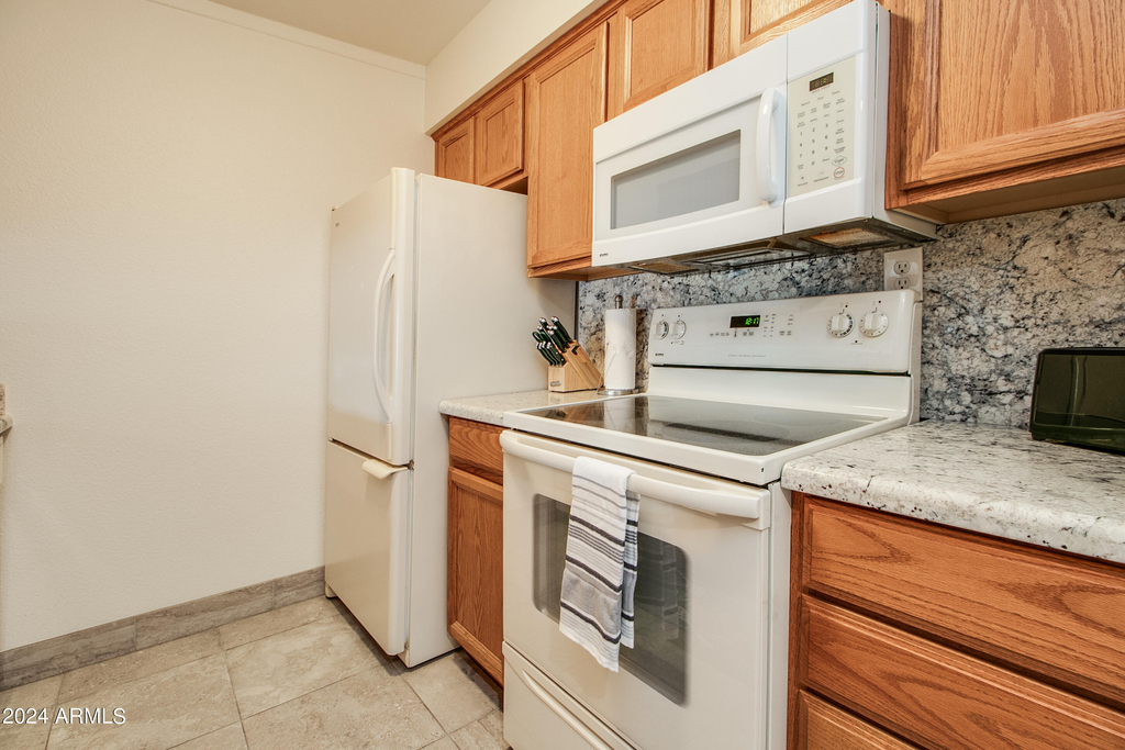 7625 E Camelback Road - Photo 8
